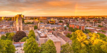 Genie AI | University of Bristol’s Centre for Innovation and Entrepreneurship partners with Genie AI to provide free legal contracts for next generation of entrepreneurs