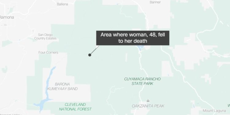 A California woman fell to her death at a popular hiking area while trying to rescue a teenage girl who slipped, authorities say | CNN