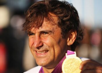 Alex Zanardi transferred to specialist neuro-rehabilitation center, a month since horrific crash | CNN