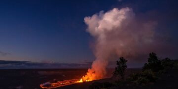 As alert level is raised for Hawaii’s erupting Kilauea volcano, park service shares the best spots to safely watch dazzling display