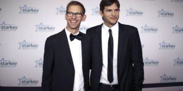 Ashton Kutcher and twin Michael talk health, guilt and rift between them | CNN