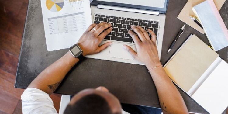 Average 401(k) account balance tops 2,000, per Vanguard | CNN Business