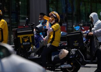 Beijing swelters during hottest June day on record | CNN