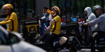 Beijing swelters during hottest June day on record | CNN