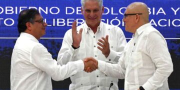 Colombian government and guerrilla group ELN agree to six-month ceasefire | CNN
