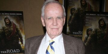 Cormac McCarthy, among America’s greatest authors, dies at 89 | CNN