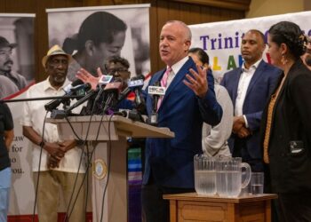 Florida says migrants flew to Sacramento voluntarily but California officials say the asylum seekers were deceived