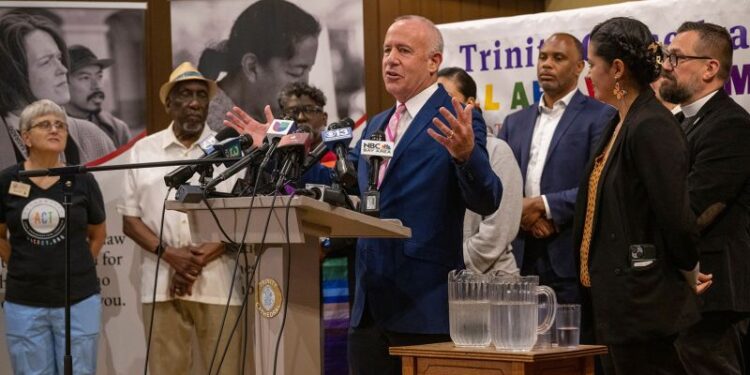 Florida says migrants flew to Sacramento voluntarily but California officials say the asylum seekers were deceived