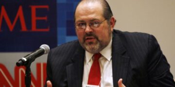 Former CNN executive David Bohrman, pioneer of the ‘Magic Wall,’ dead at 69 | CNN Business