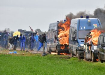 French government shuts down a climate group after protests turn violent | CNN