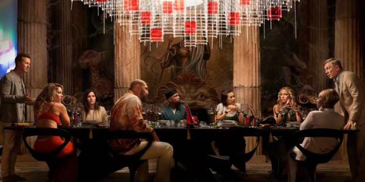 ‘Glass Onion’ sharpens the ‘Knives Out’ formula in a polished Netflix sequel | CNN