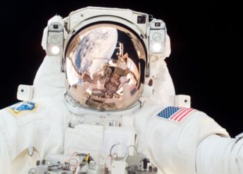 Going to space is a real pain in the back | CNN