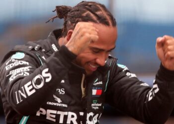‘I have walked this sport alone,’ says Lewis Hamilton after record-equaling title win | CNN