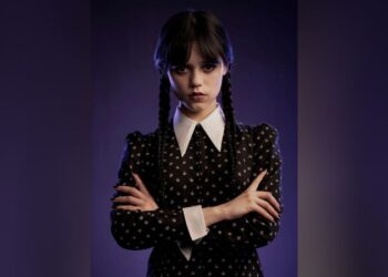 In ‘Wednesday,’ Jenna Ortega makes Netflix’s Addams Family series look like a snap | CNN