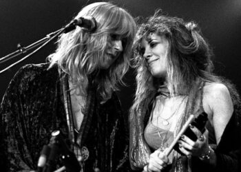 Inside Christine McVie’s and Stevie Nicks’ decades-long friendship | CNN
