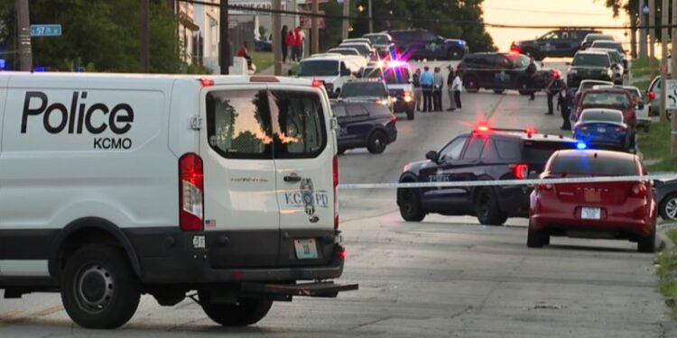 Kansas City shooting leaves 3 people dead and 5 injured | CNN