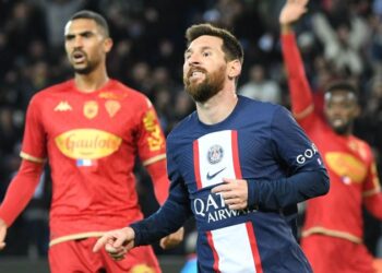 Lionel Messi scores for Paris Saint-Germain in first game back since World Cup triumph | CNN