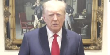 Live updates: Trump indicted, charged with 7 counts