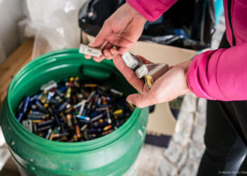 Making batteries more sustainable, more durable and better-performing  | News | European Parliament