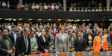Opening: minute of silence in memory of victims of floods in Italy | News | European Parliament