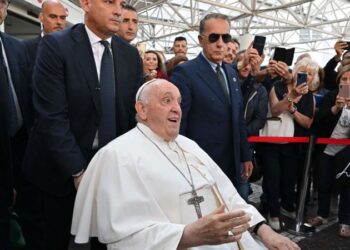 Pope Francis in ‘better’ shape than before, surgeon says | CNN