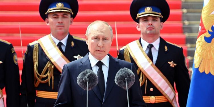 Putin strives to reassert control after Wagner mutiny | CNN