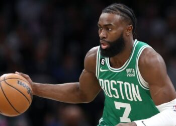The Boston Celtics become the first team to hit 30 wins this season with victory over the New Orleans Pelicans | CNN