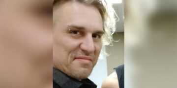 US citizen detained on drug charges in Moscow identified as rock band manager Travis Leake | CNN