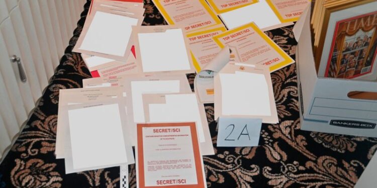 What to know about the Florida grand jury in the Trump documents probe | CNN Politics