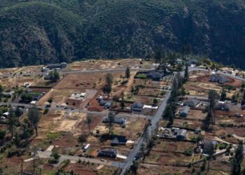 Why it’s becoming harder and more expensive to get homeowners insurance | CNN Business