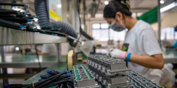 China promises more support to boost ‘tortuous’ economic recovery | CNN Business