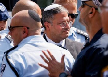 Divisive Israeli minister visits key Jerusalem holy site, drawing condemnation | CNN