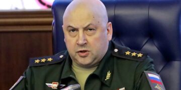 Exclusive: Russian General Sergey Surovikin was secret VIP member of Wagner, documents show | CNN