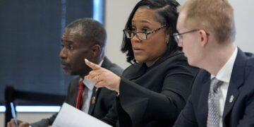 Georgia grand jury handling potential indictments in Trump 2020 probe is sworn in | CNN Politics