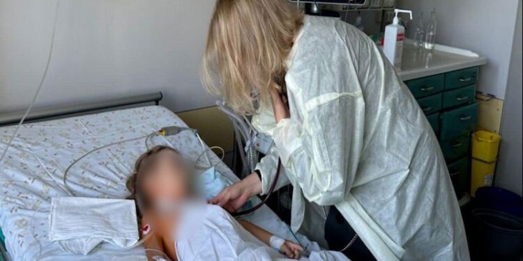Girl receives heart of 4-year-old-boy in first transplant of its kind in Ukraine | CNN