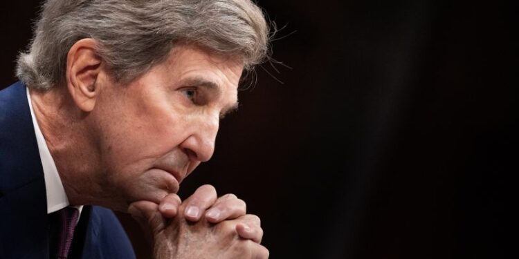 John Kerry steps into searing China heat as world’s two biggest polluters try to fix fractured ties | CNN