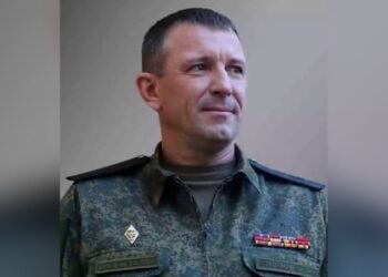 Russian general in Ukraine says he was fired after accusing defense ministry of betraying troops | CNN