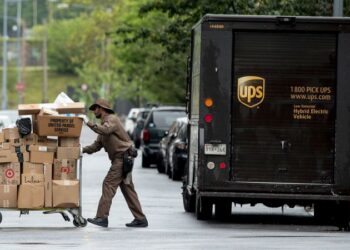 The US economy can’t function smoothly without UPS. That’s why a strike will hurt | CNN Business
