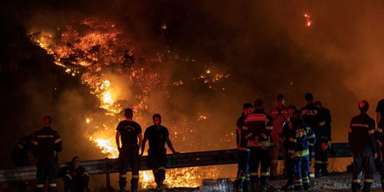 A losing battle to save the lungs of Athens as wildfires grip Greece | CNN