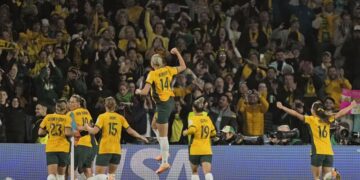 Australia reaches Women’s World Cup quarterfinals with win over Denmark as Sam Kerr makes tournament debut | CNN