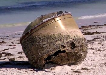 Mystery cylinder that washed up on Australian beach is Indian space debris, officials confirm | CNN