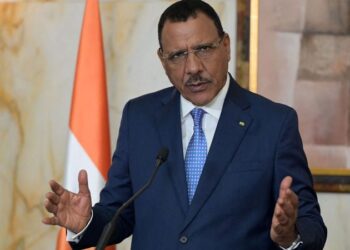 Niger junta says ‘high treason’ evidence gathered to prosecute ousted president Bazoum | CNN