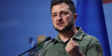 Ukraine says it’s foiled assassination plot against Zelensky | CNN