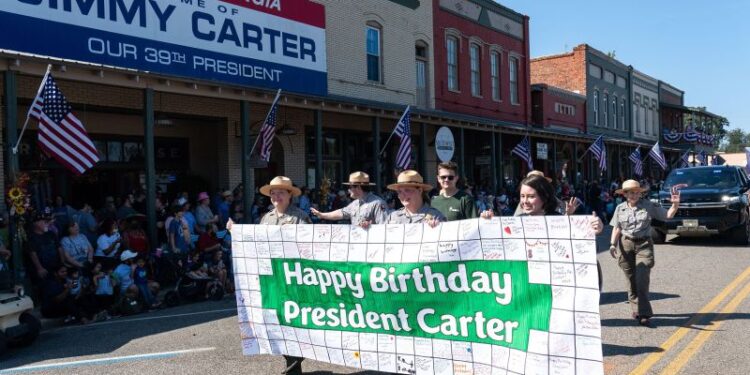 As he turns 99, Jimmy Carter’s hometown honors the former president as a global humanitarian — and a good friend | CNN Politics