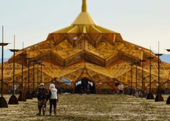Death investigated at Burning Man while 70,000 festival attendees remain stuck in Nevada desert after rain | CNN