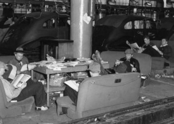 How an auto workers strike 87 years ago transformed America | CNN Business