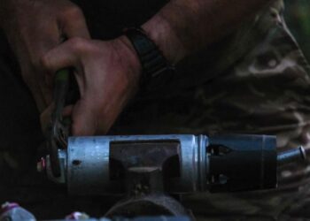 Inside Ukraine’s offensive in the East
Byline: Vasco Cotovio, Frederik Pleitgen, Daniel Hodge and Kostyantyn Gak | CNN