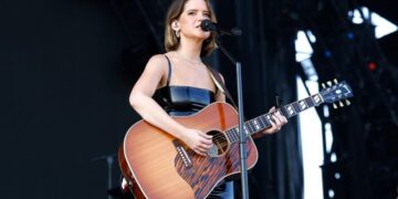 Maren Morris is putting country music on notice with fiery new EP ‘The Bridge’ | CNN