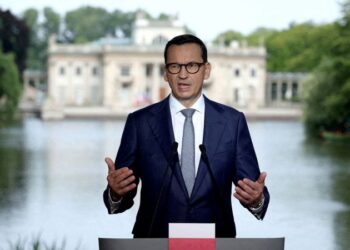 Never ‘insult Poles again,’ Poland’s prime minister tells Ukraine’s Zelensky | CNN