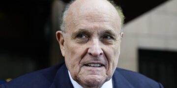 Rudy Giuliani fails to pay more than 2,000 in sanctions in defamation lawsuit from two Georgia election workers | CNN Politics